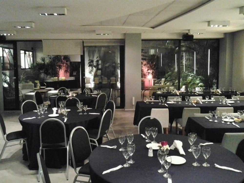 Monserrat Aparthotel