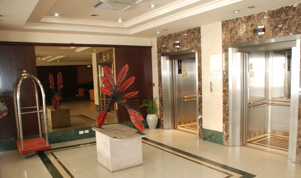 Hr Esmeralda Luxor Hotel
