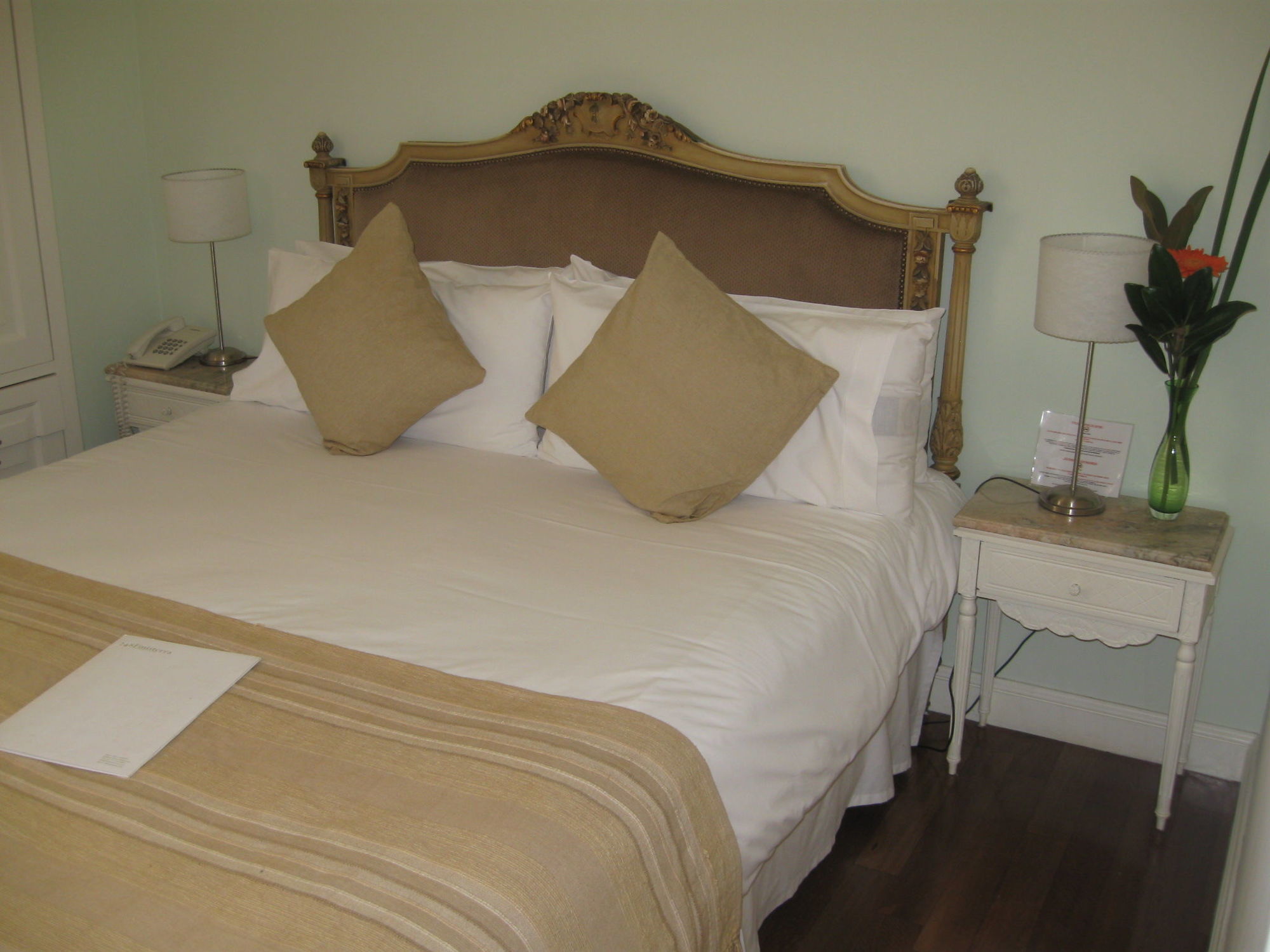 Hotel 248 Finisterra Buenos Aires