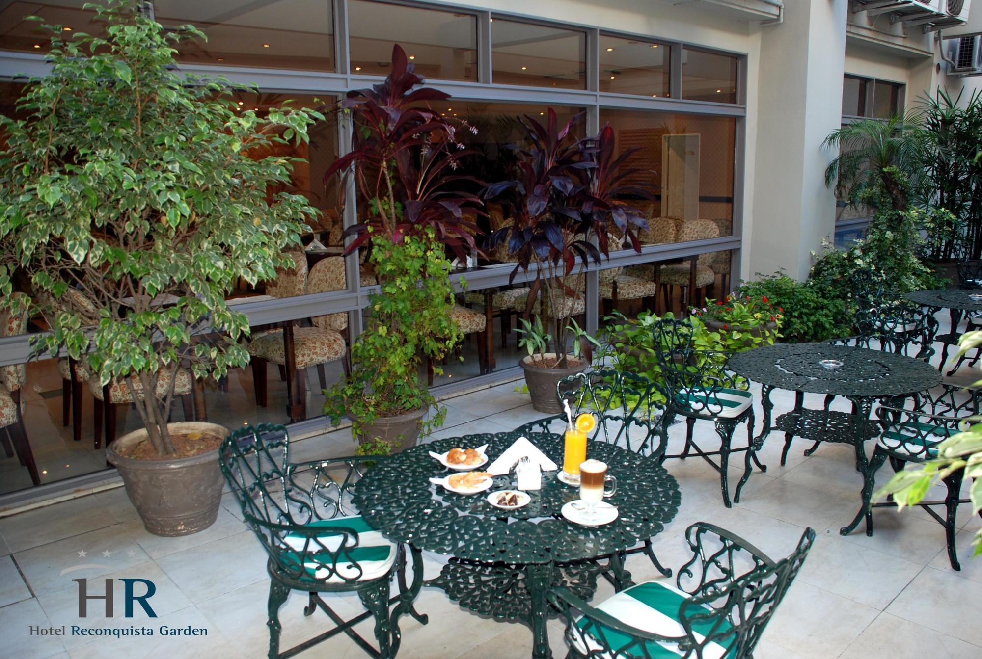 Hr Esmeralda Luxor