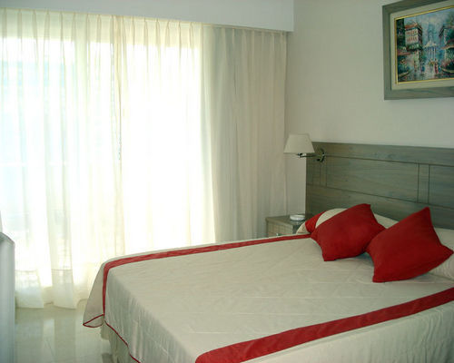 Hotel Globales Republica 4*