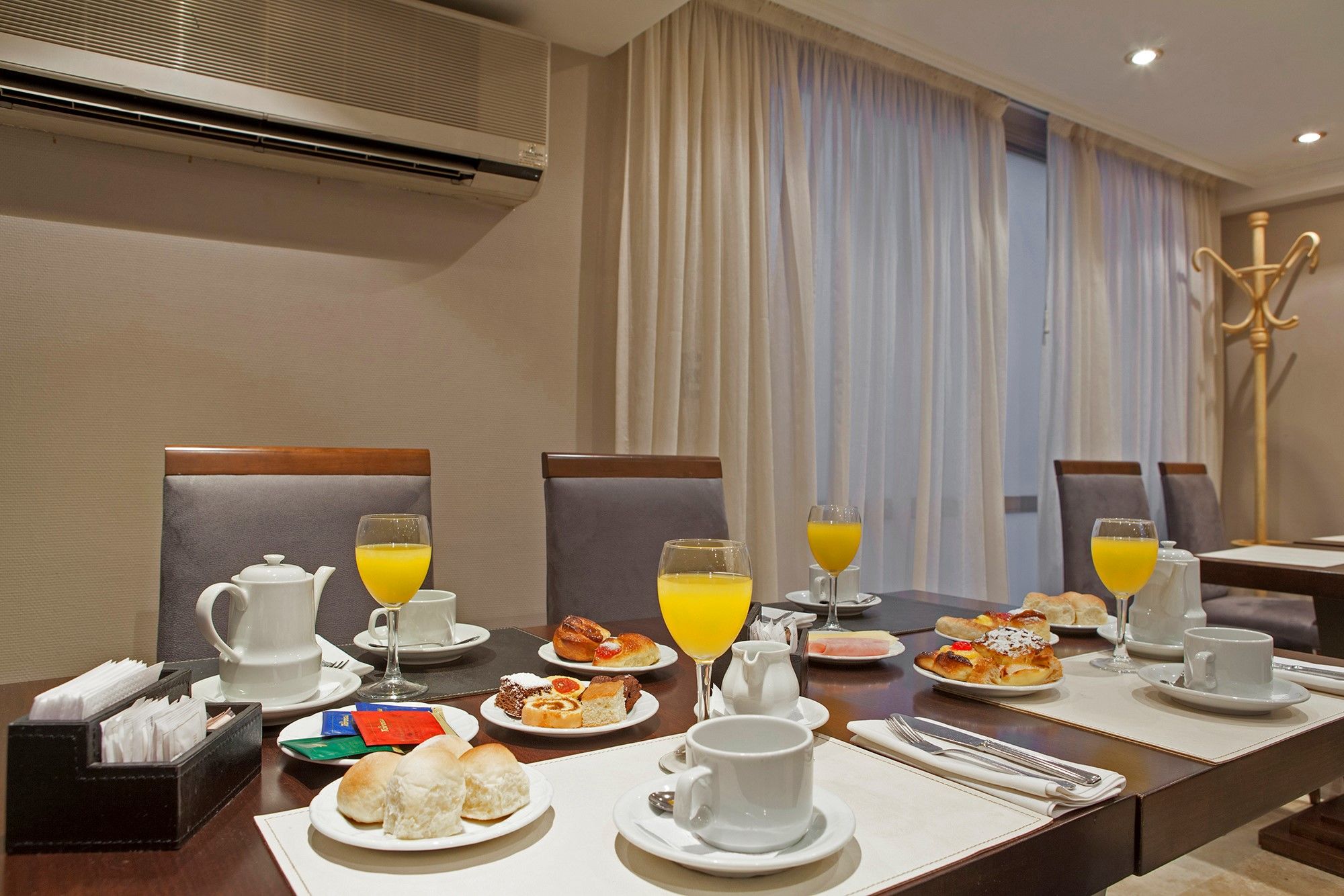 Hotel Grand King Buenos Aires