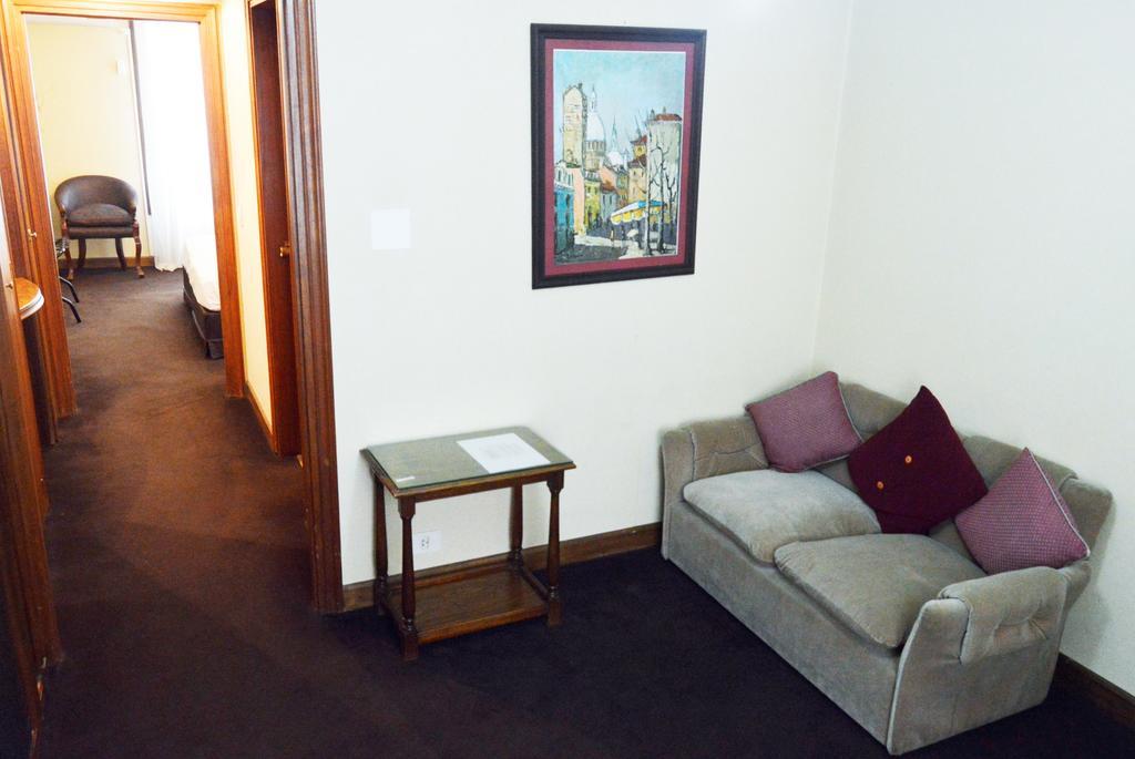 Hotel Posta Carretas Buenos Aires