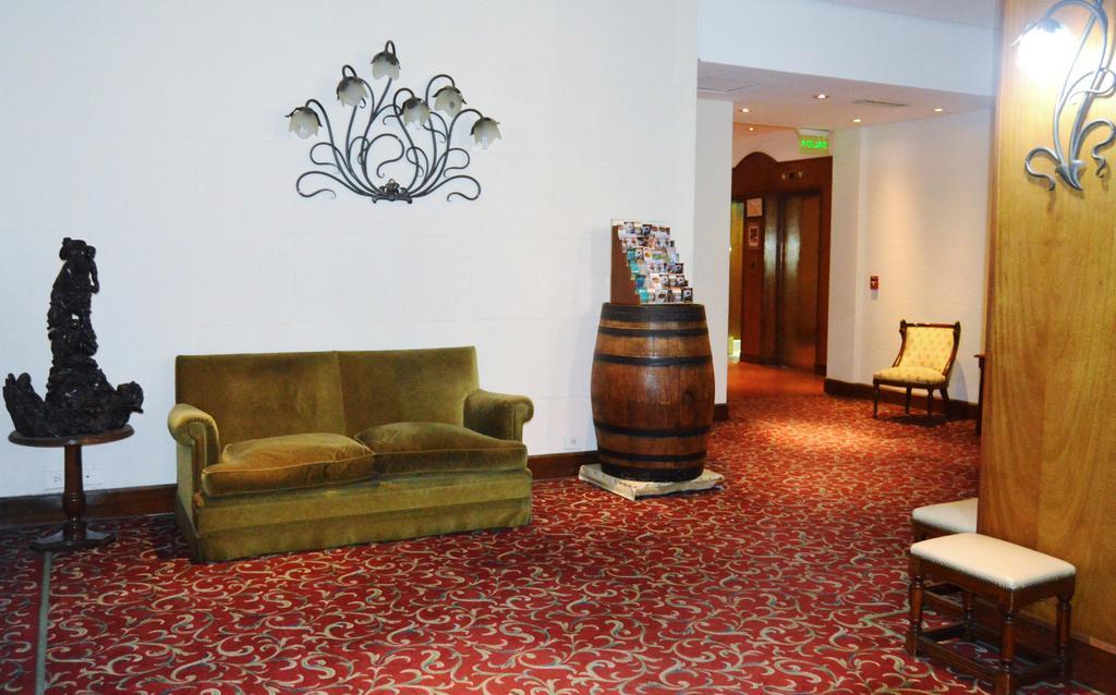 Hotel Posta Carretas 4*