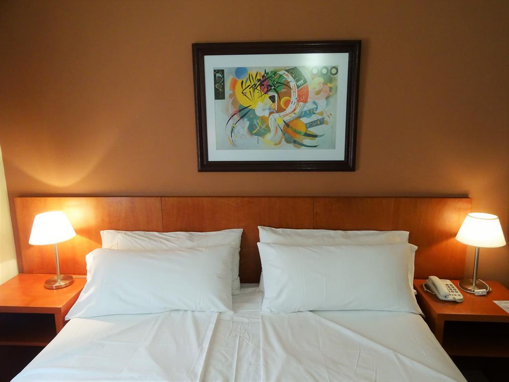 Uthgra De Luces Hotel