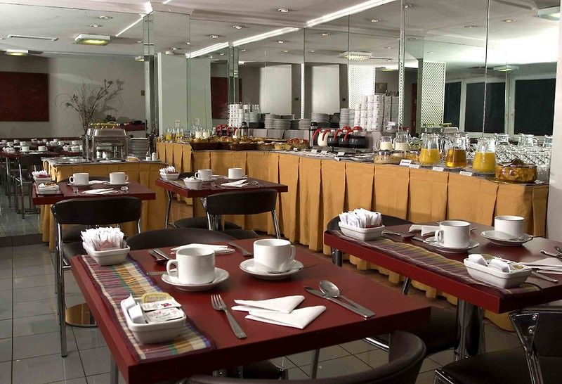 Park Royal Hotel 3*