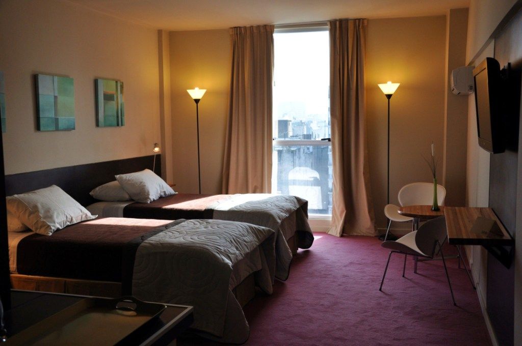 Uno Hotel 4*