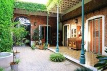 Cruce's Boutique