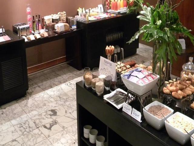 Hotel Nh Latino