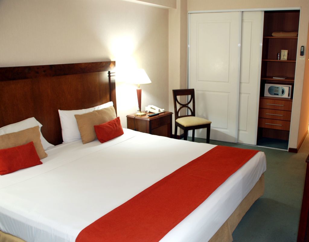 Hotel Hr Esmeralda Luxor 4*
