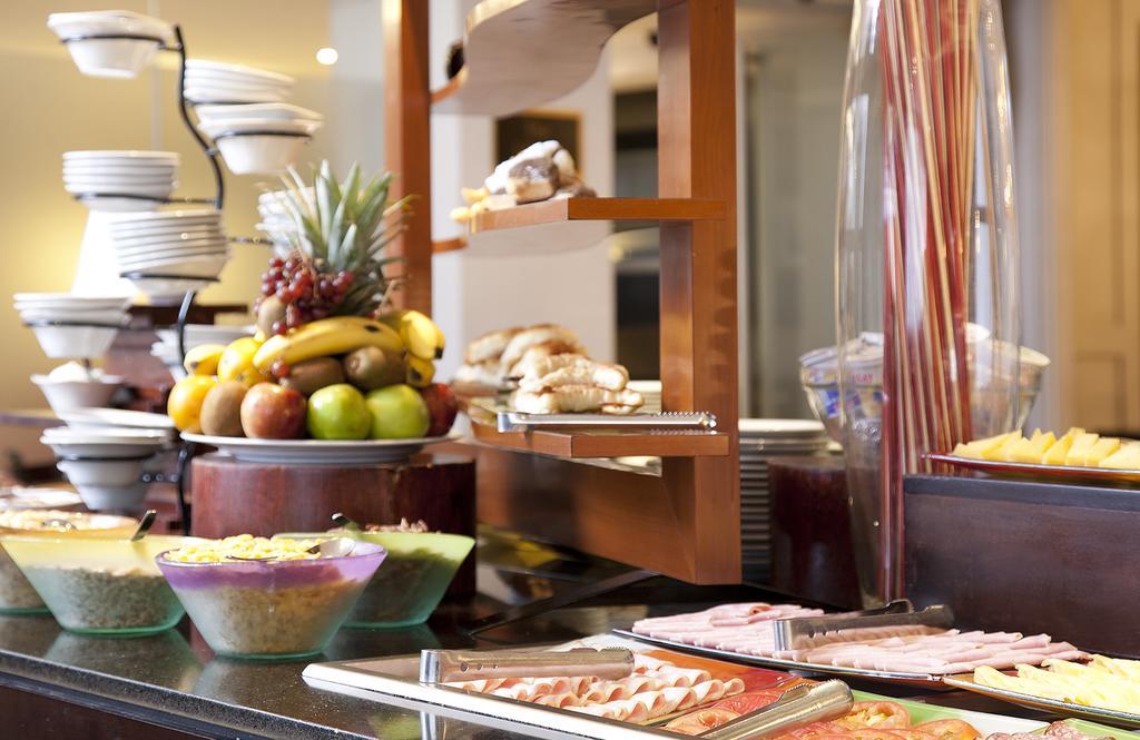 Savoy Hotel 4*