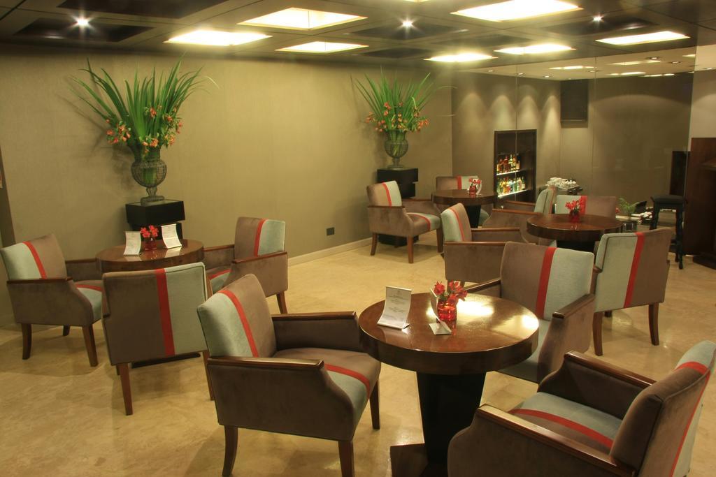 Grand King Hotel