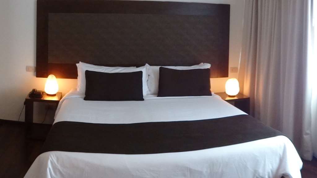 Park Royal Hotel