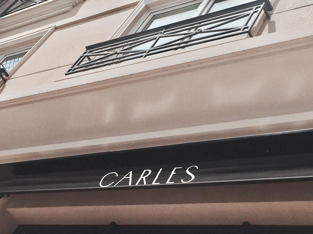 Carles Hotel 4*