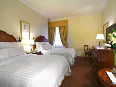 Hotel Plaza 5*