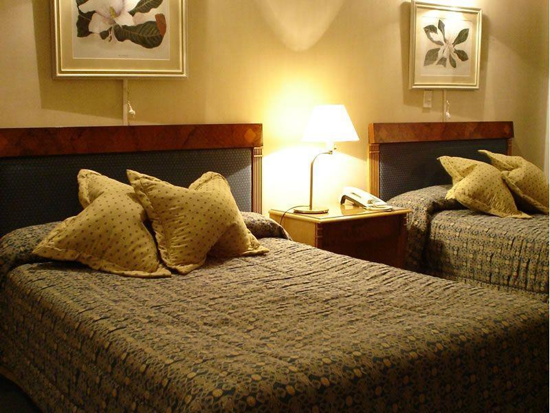 Mayflower Hotel 3*