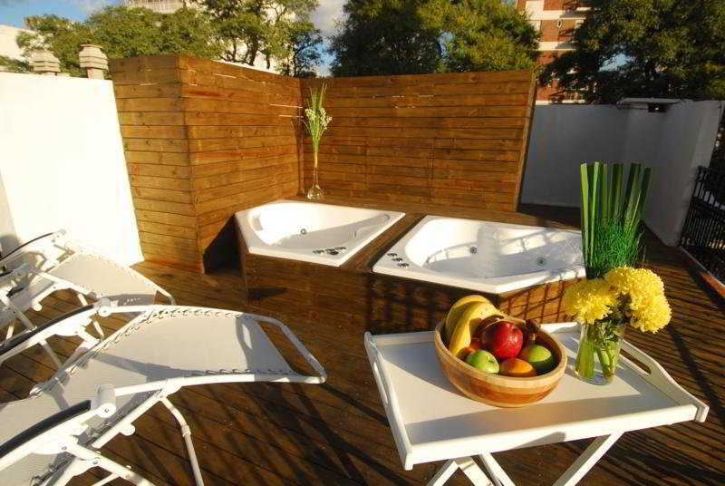 Aura Boutique Hotel 4*