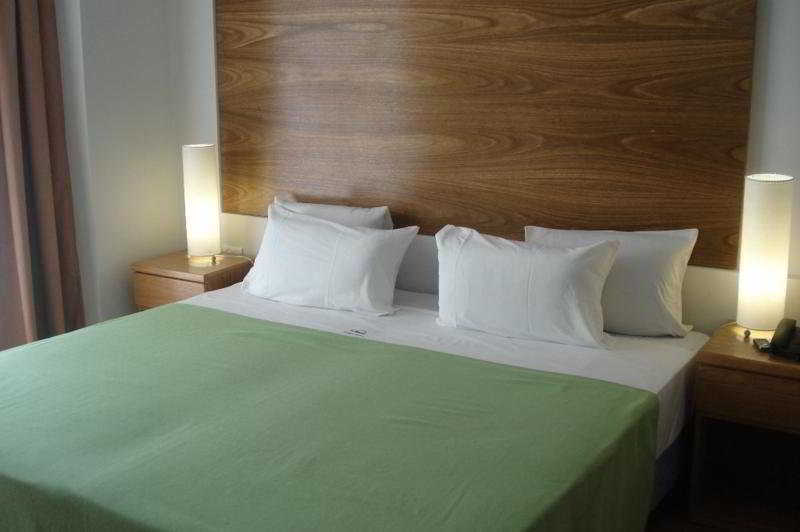 Al Porteno Hotel 3*