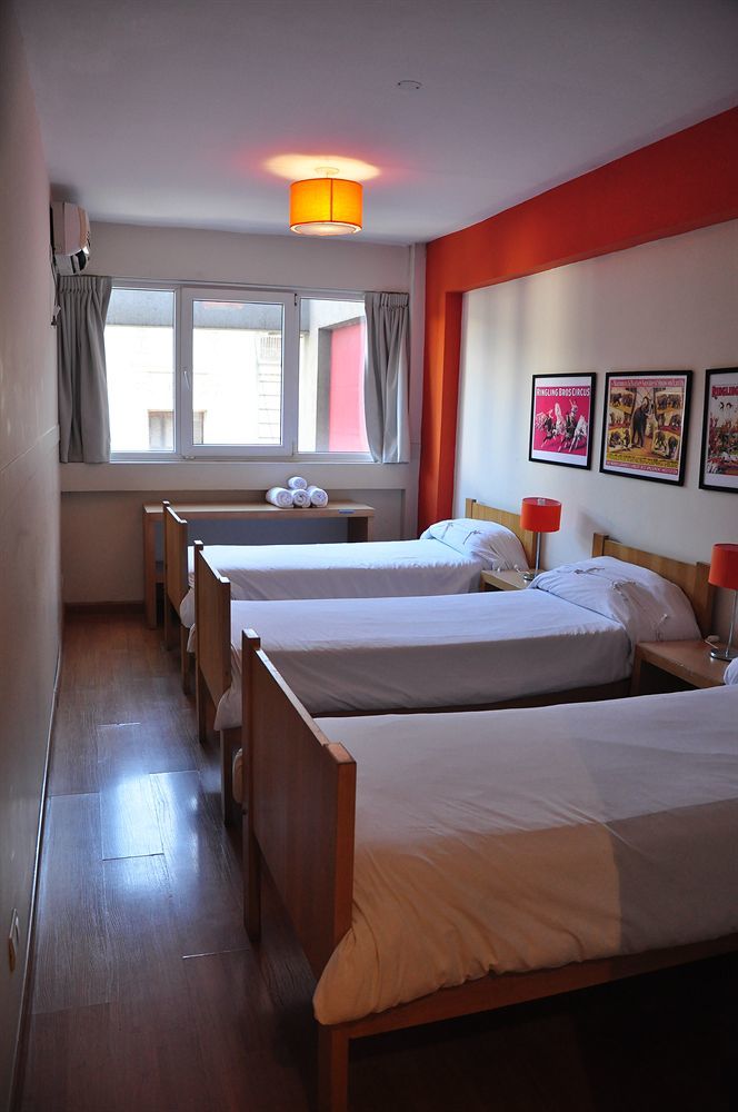 Circus Hostel