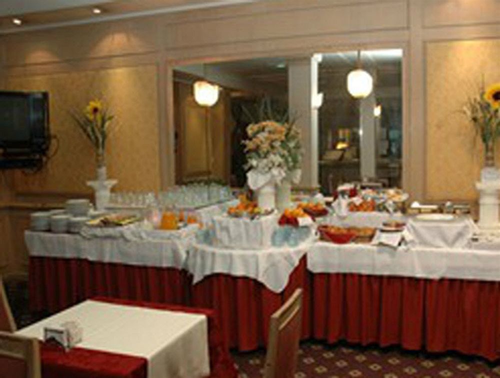 Napoleon Hotel 3*