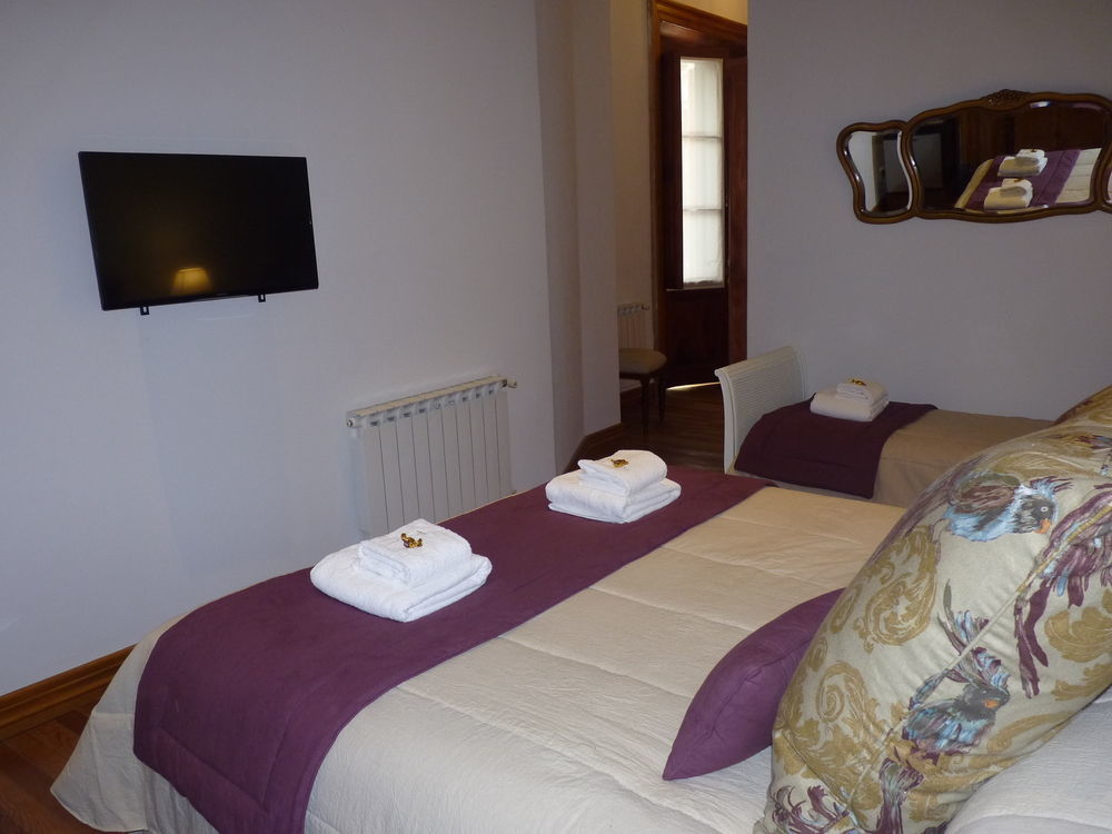 Cruce's Boutique 4*