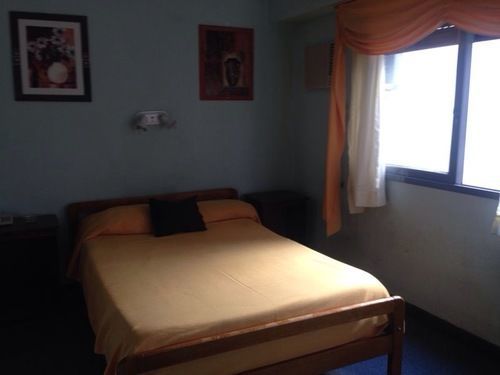 Hotel Once Plaza