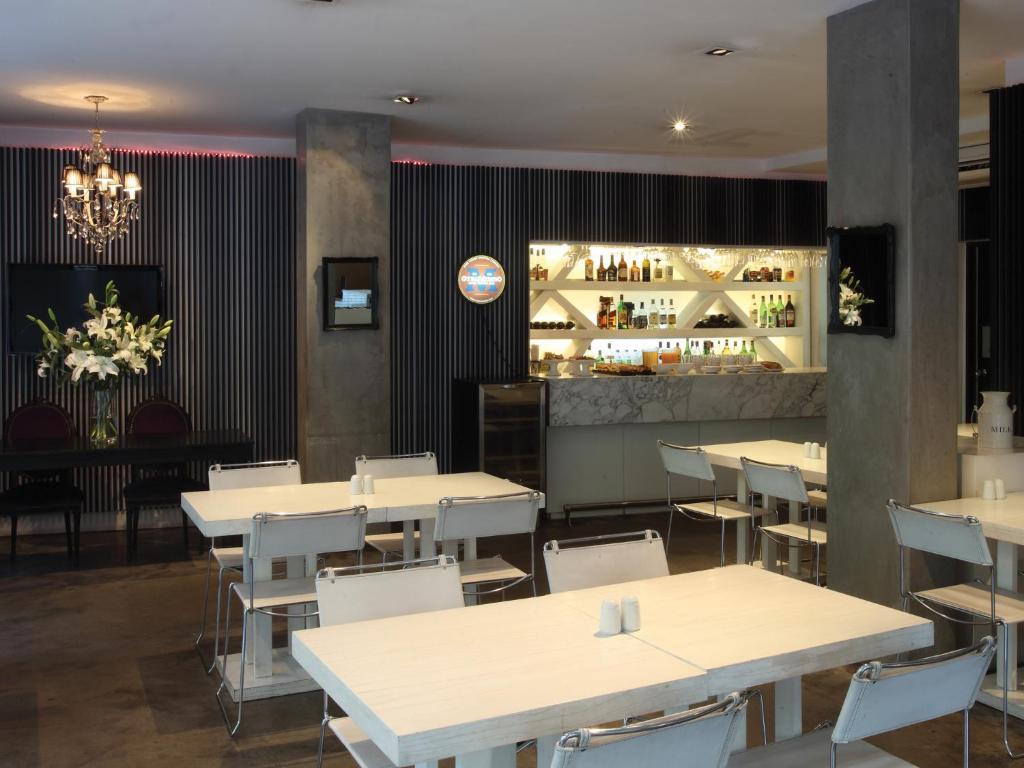 Hotel Epico Recoleta 3*