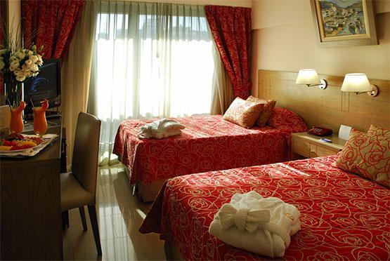 Globales Republica Hotel 4*