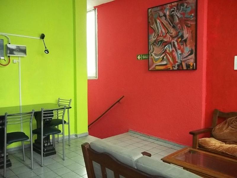 Hotel Magandhi 2*