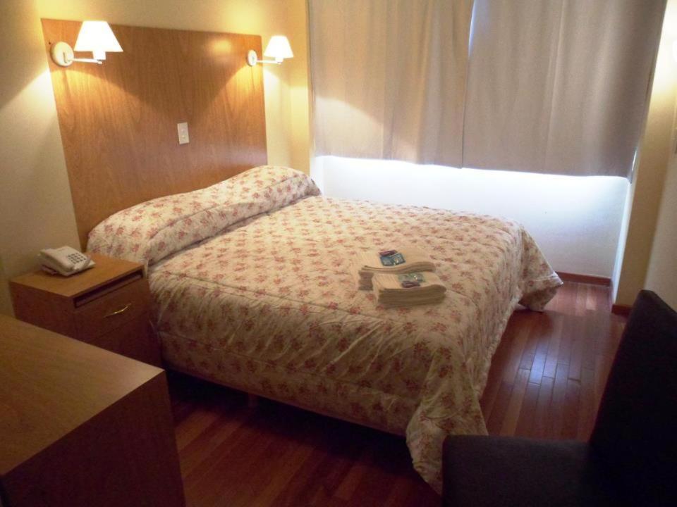 Juramento De Lealtad Townhouse Hotel