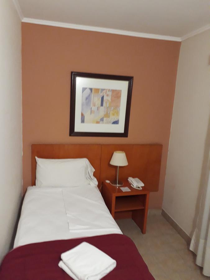 Uthgra De Luces Hotel Buenos Aires
