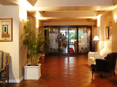 Hotel Loi Arenales