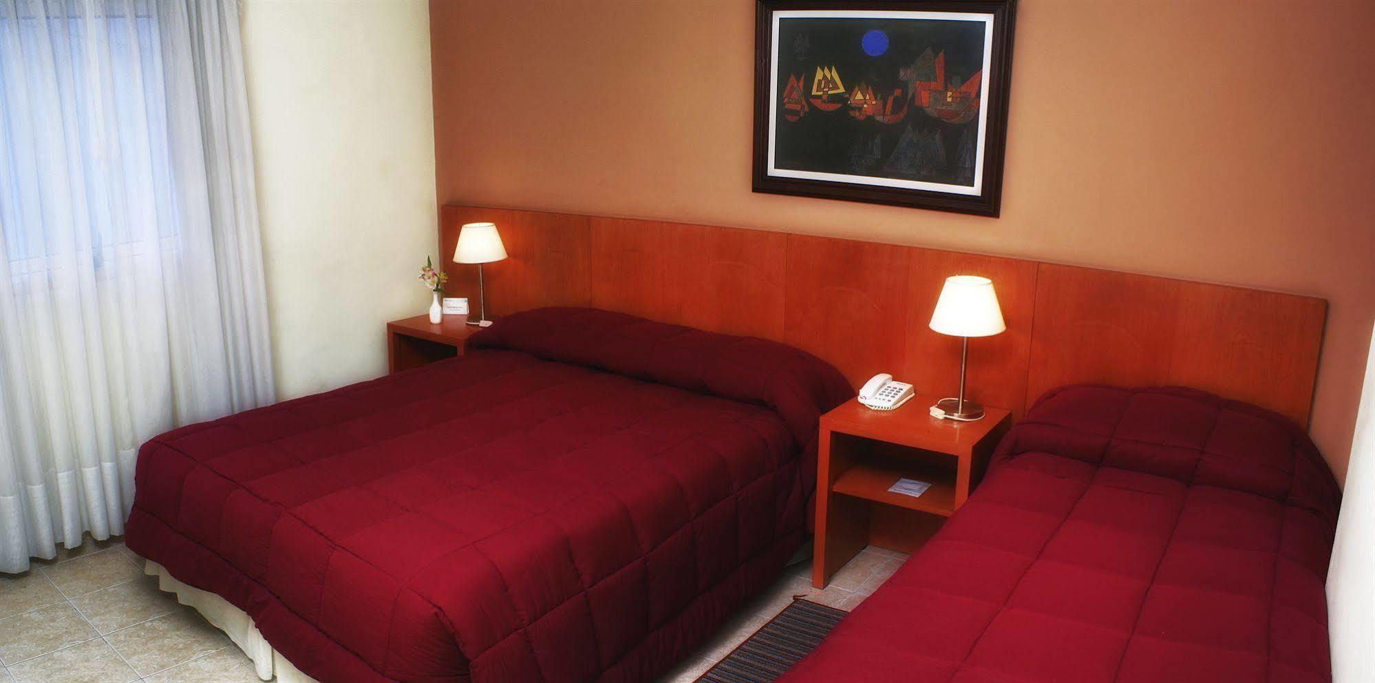 Hotel Uthgra De Luces Buenos Aires