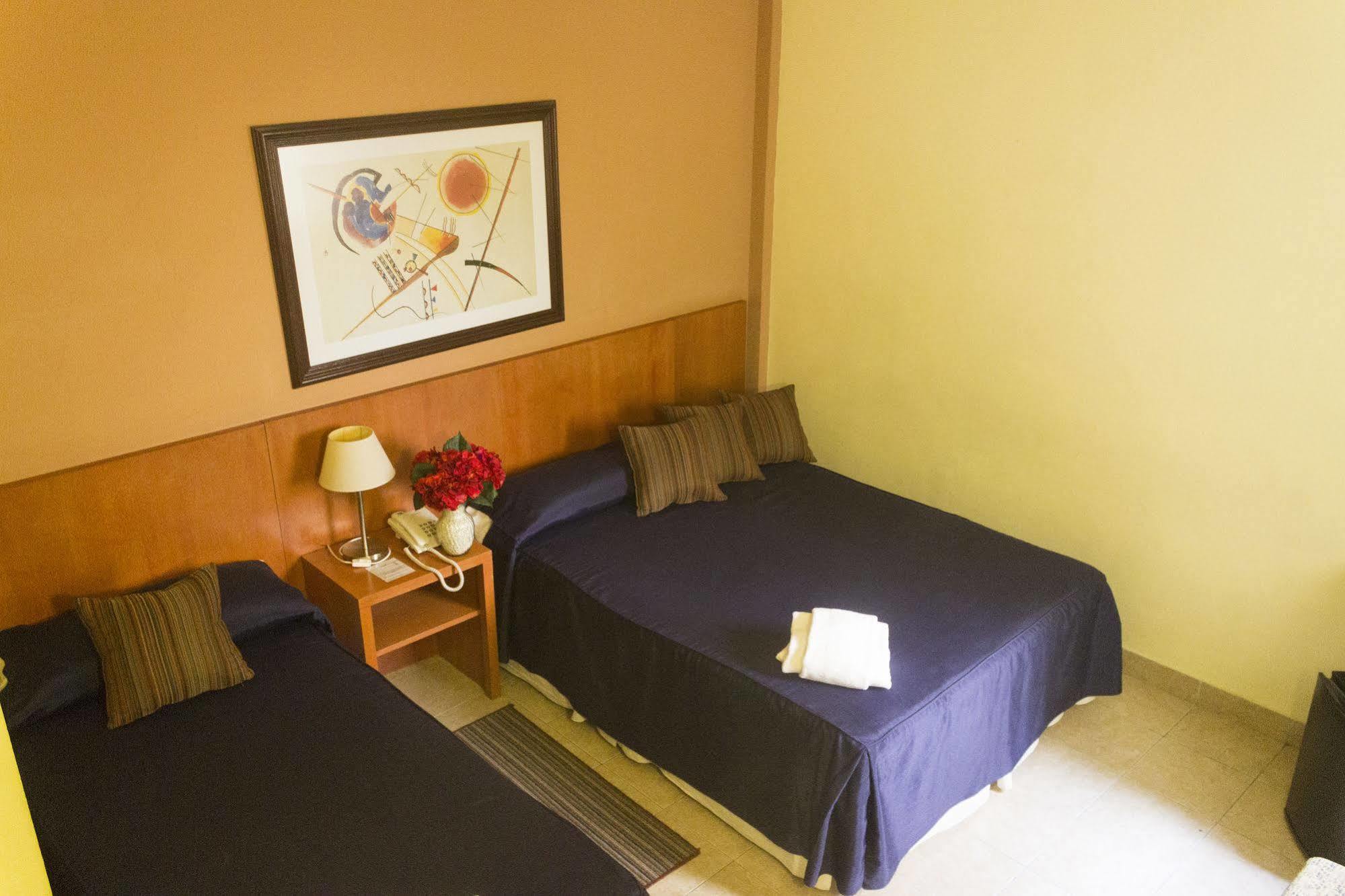 Uthgra De Luces Hotel