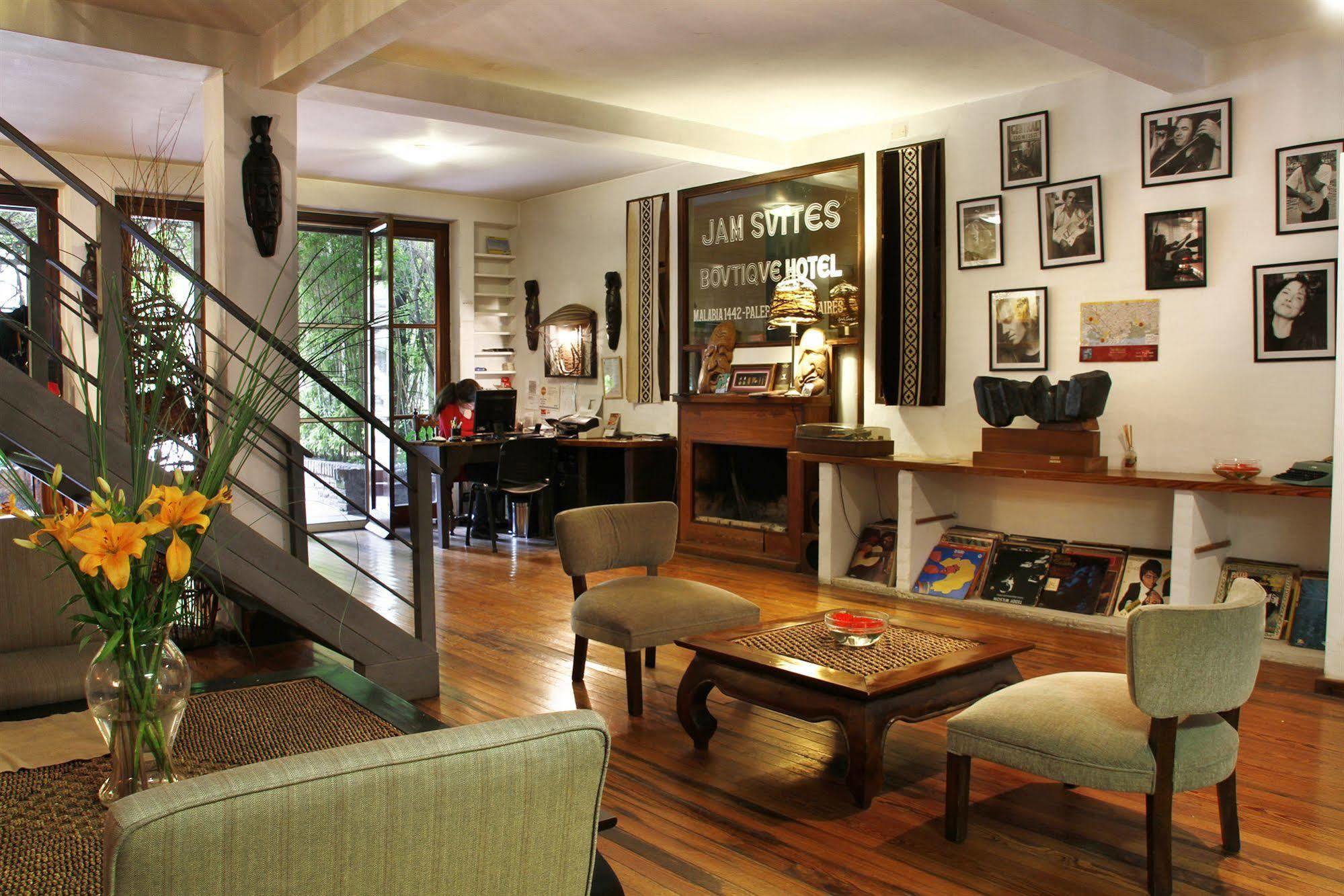 Jam Boutique Hotel 3*