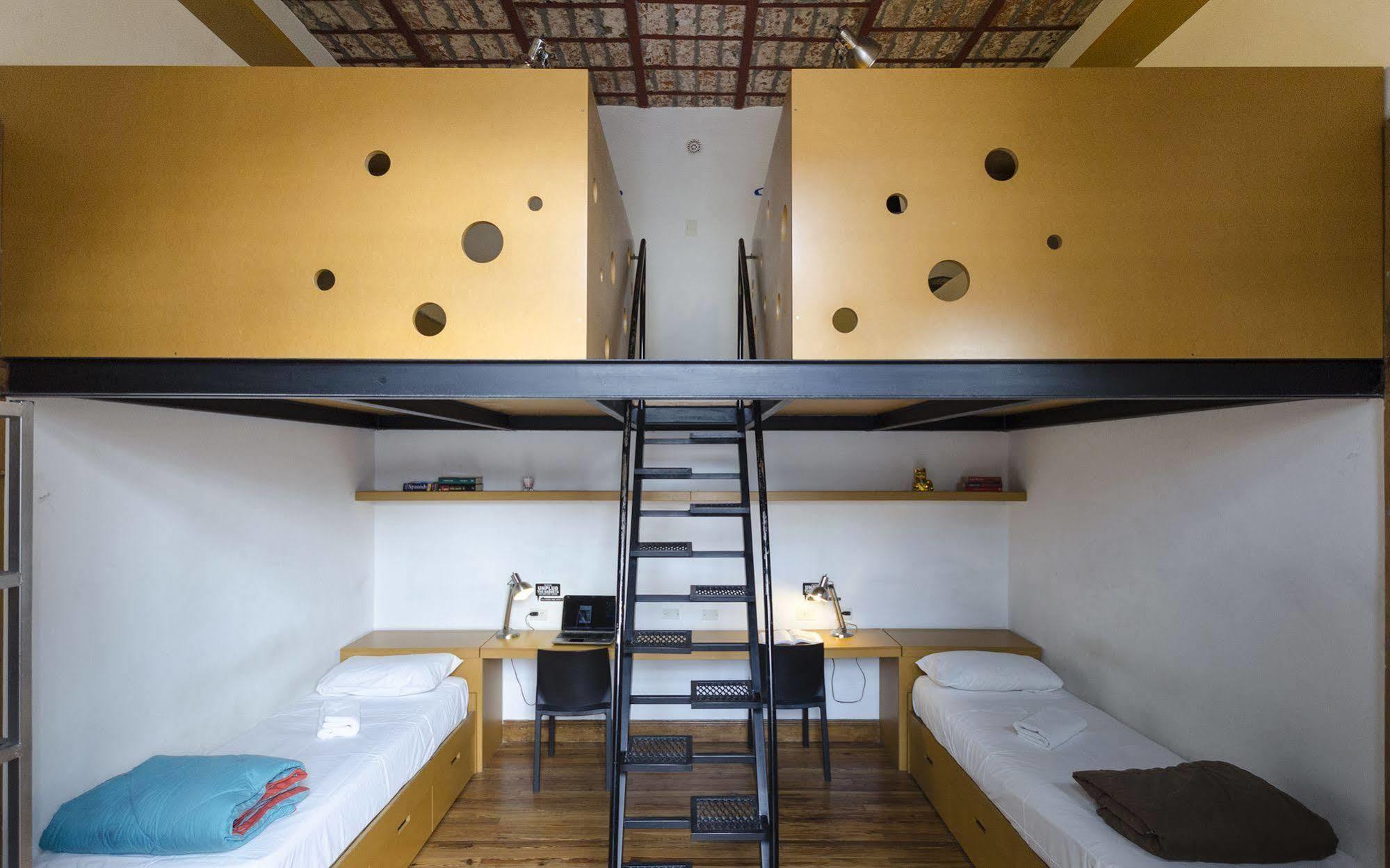 La Casa De Pichincha * Buenos Aires