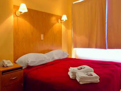 Hotel Juramento De Lealtad Townhouse 3*