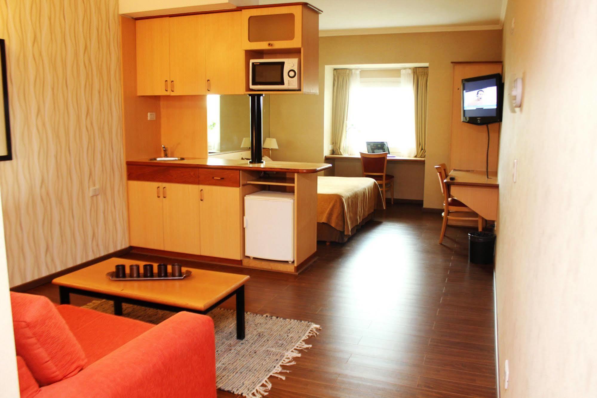 Aeroparque & Hotel Buenos Aires