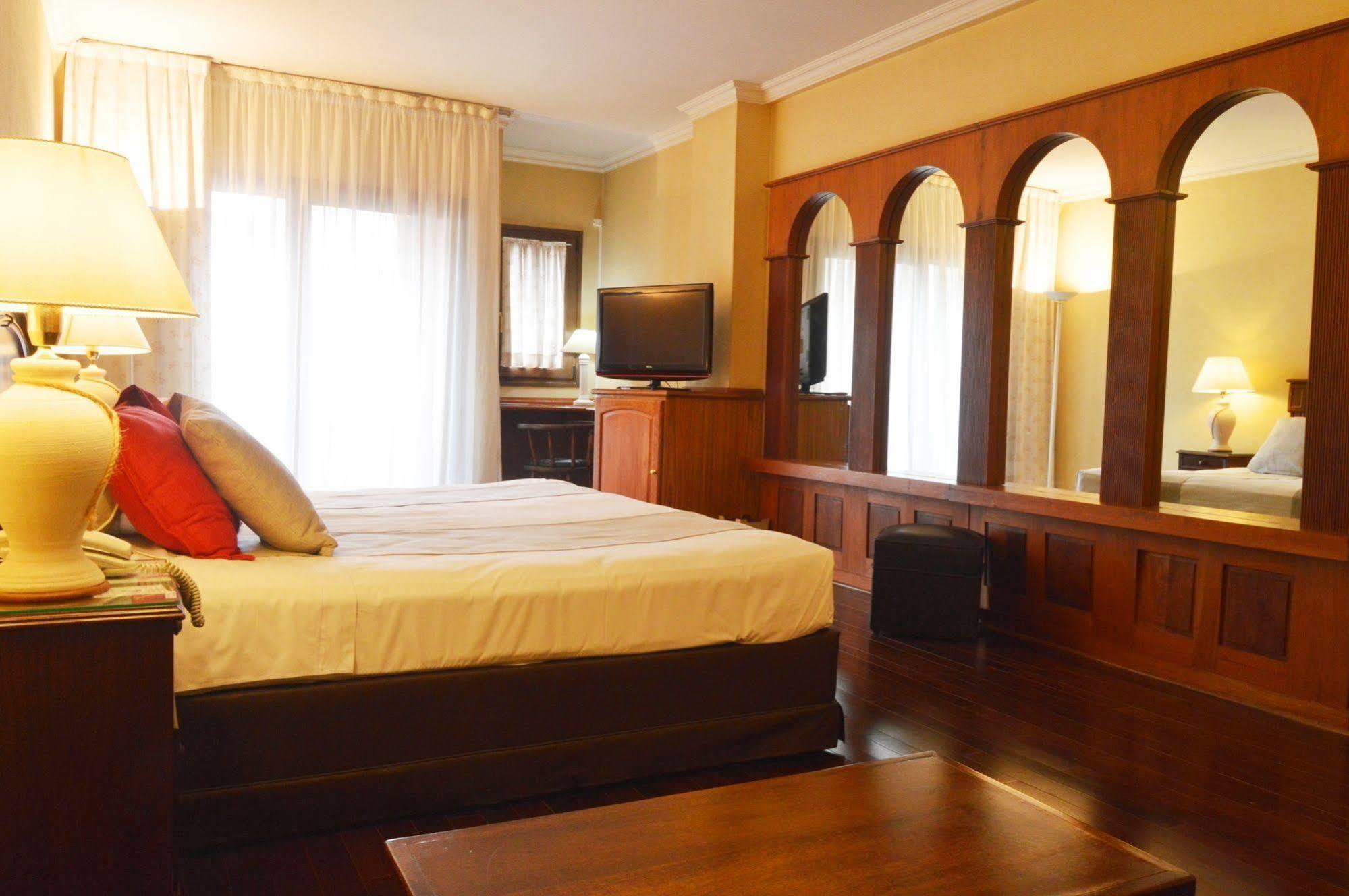 Posta Carretas Hotel 4*