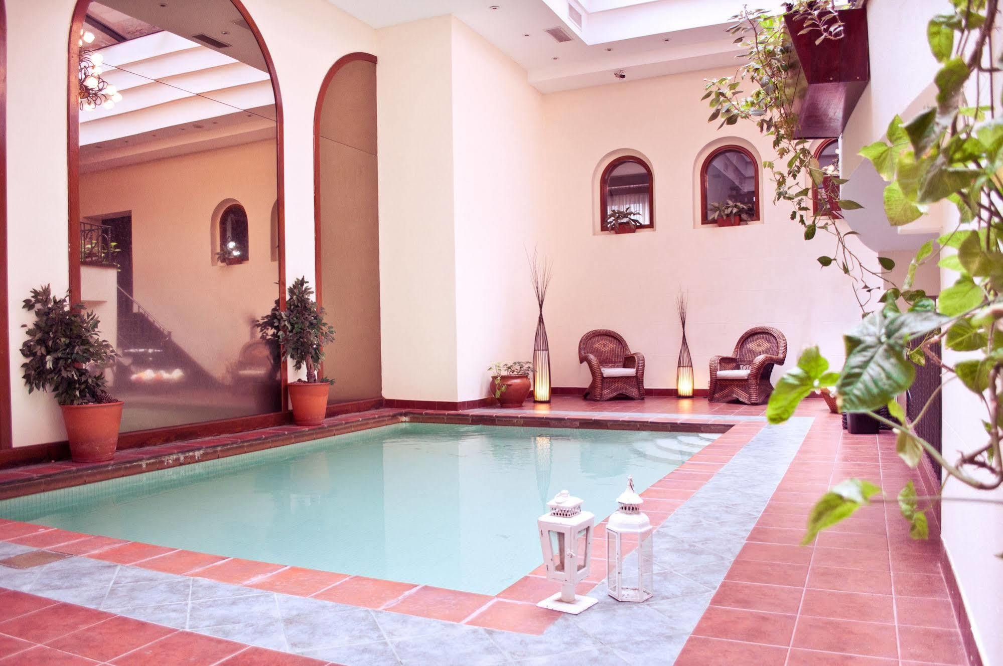 Posta Carretas Hotel 4*