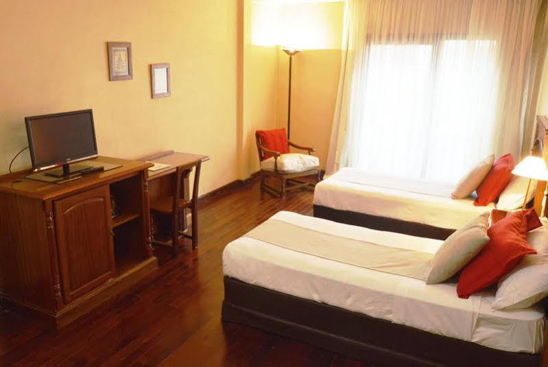 Hotel Posta Carretas