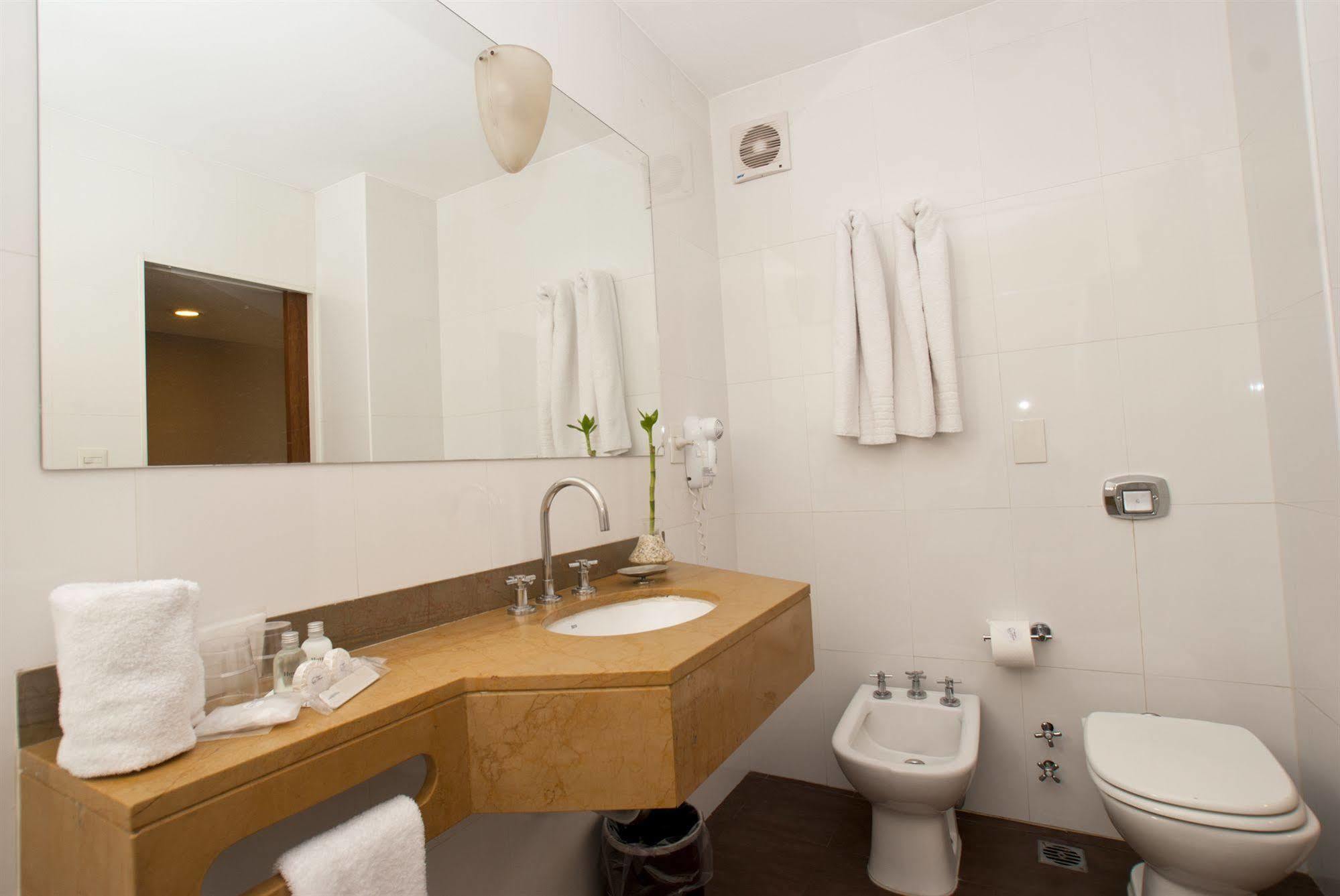 Hotel Bisonte Libertad 4*