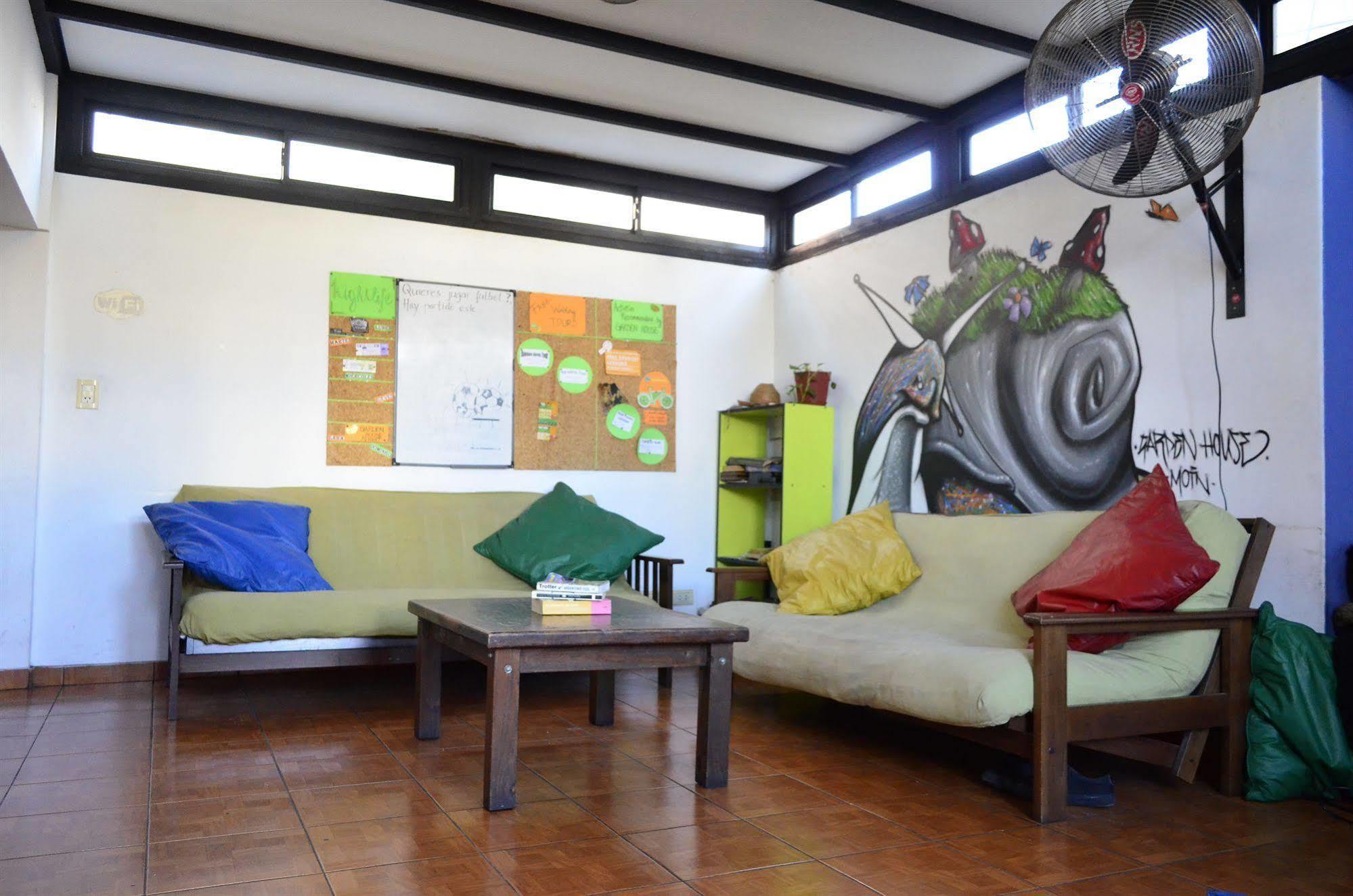 Hostel Garden House