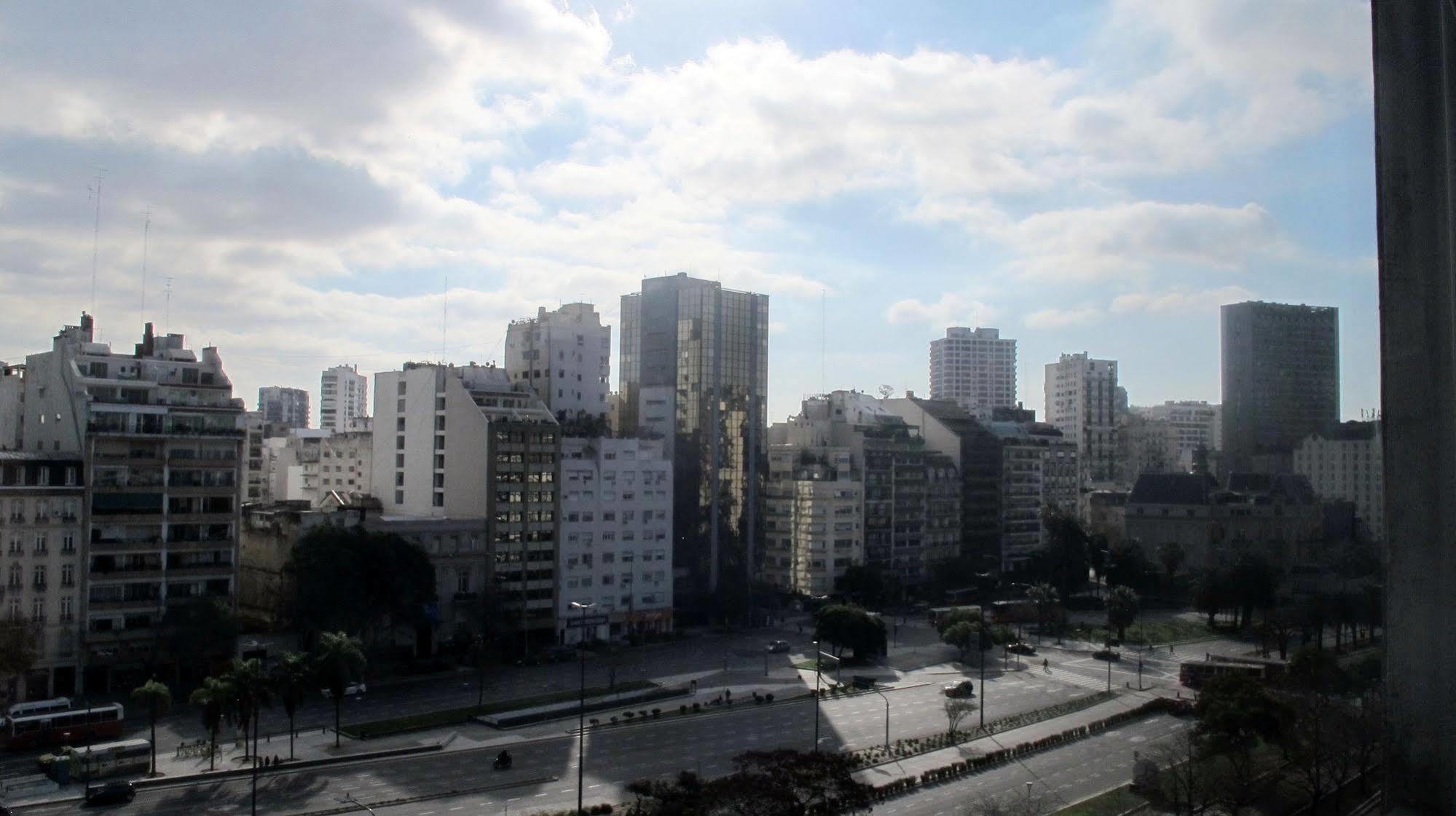 Embajador Hotel 3*