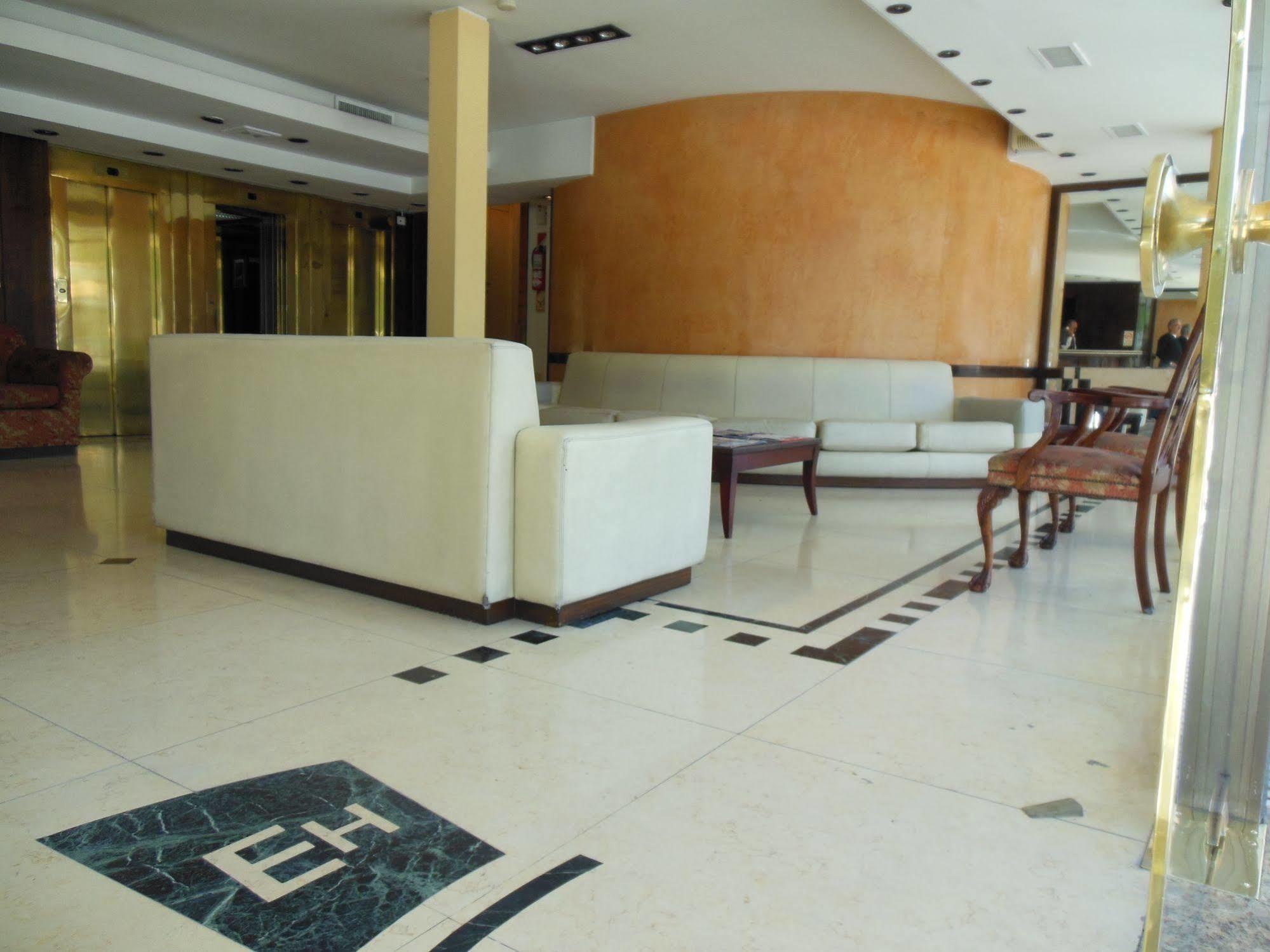 Hotel Embajador