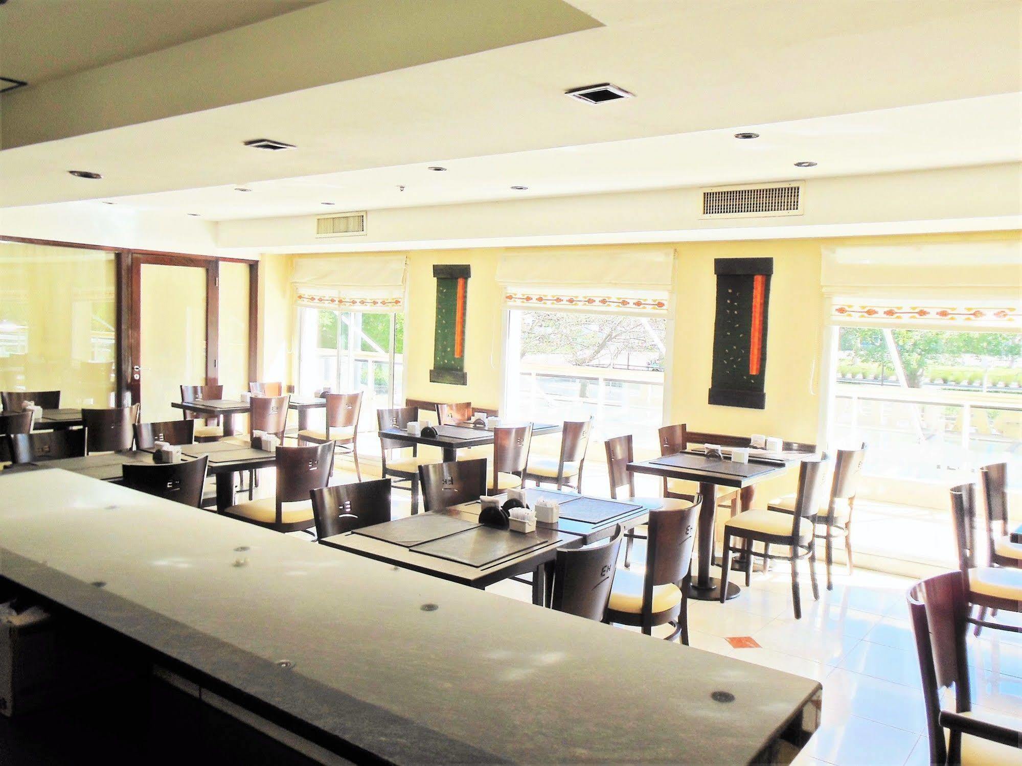 Embajador 3*