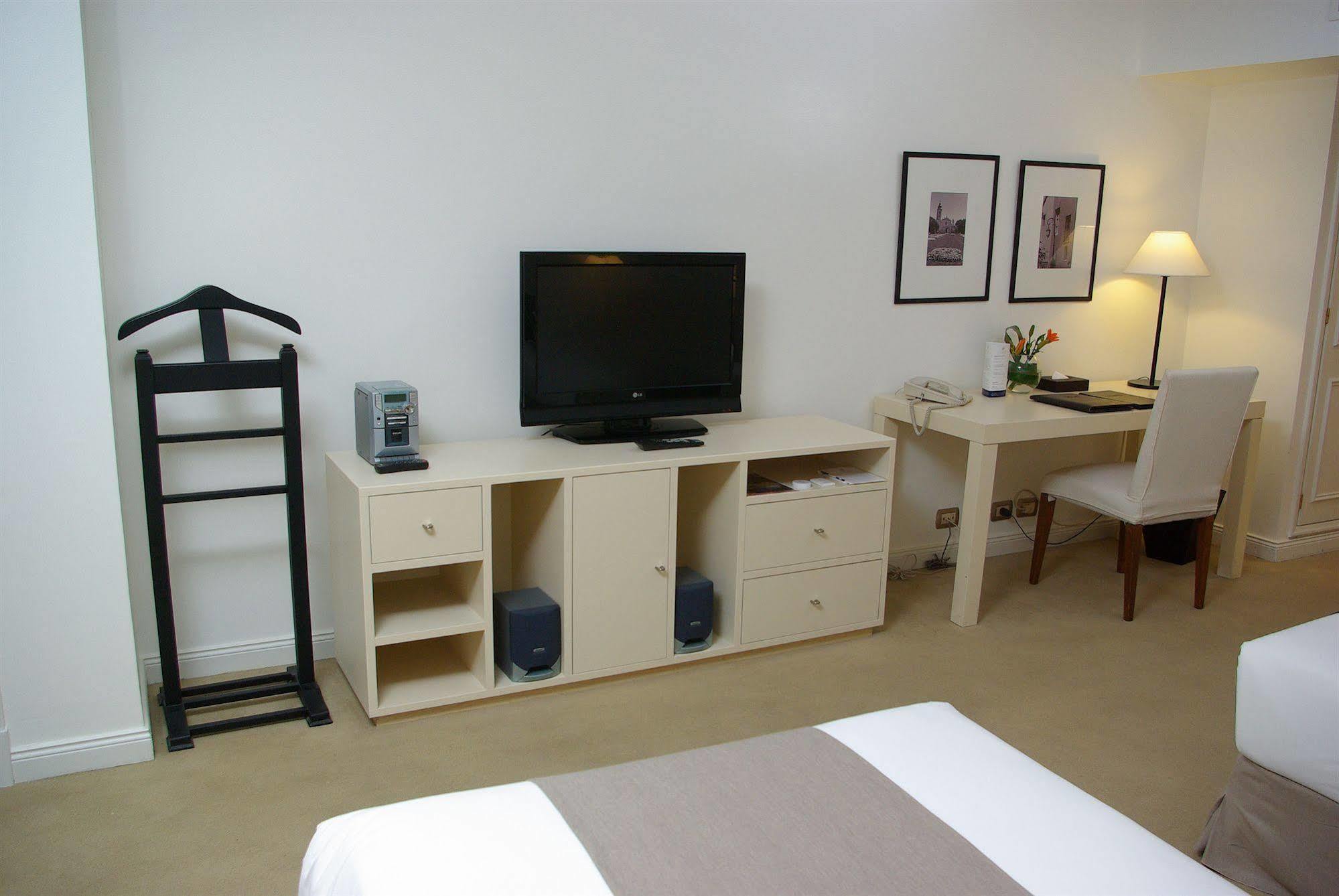 Hotel Loi Recoleta 5*