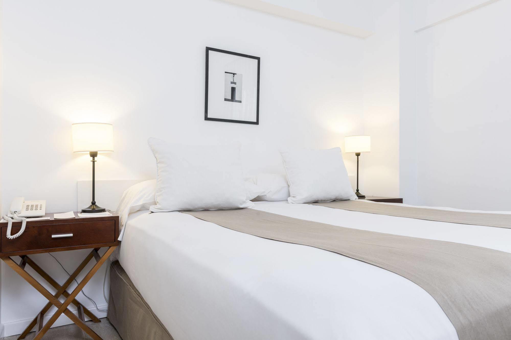 Loi Arenales Hotel 4*