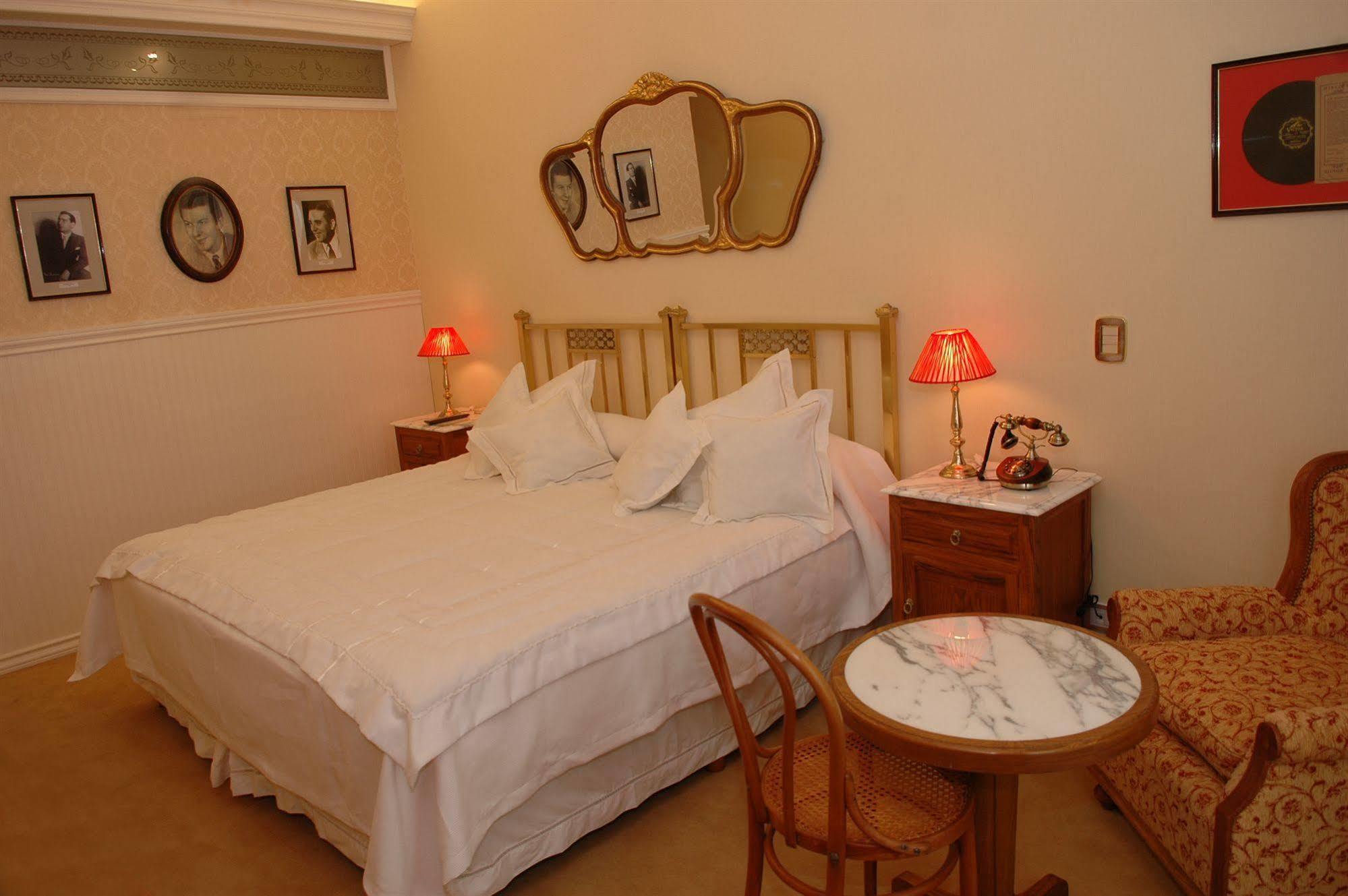 Tanguero Boutique Antique