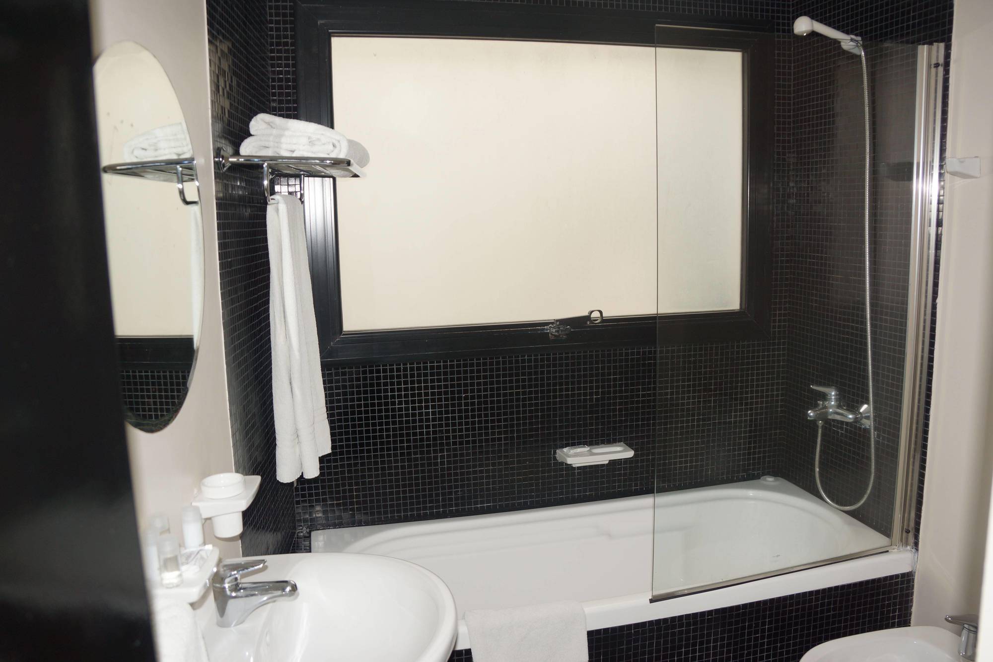 Hotel Epico Recoleta 3*